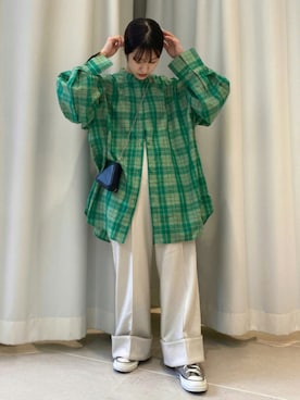 「KBF（ケイビーエフ）のBACKオープンチェックシャツ（シャツ/ブラウス、グリーン系）」を使った、みかさん（レディース・149cm）の秋コーディネート