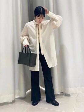 「KBF（ケイビーエフ）のボリュームスリーブボウタイ2WAYブラウス（シャツ/ブラウス、ホワイト系）」を使った、みかさん（レディース・149cm）の冬コーディネート