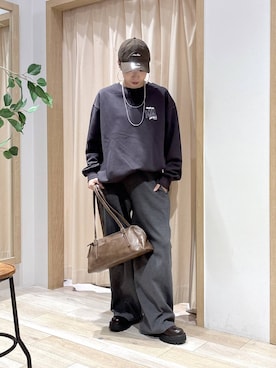 「アイテム（スウェット）」を使った、umeさん（レディース・163cm・20代）の秋コーディネート