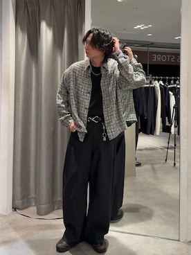 「Lui's（ルイス）のアイテム（スラックス）」を使った、みやざきさん（メンズ・178cm）の春コーディネート