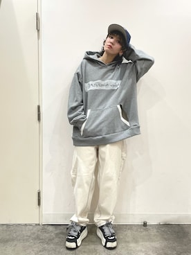 「BlackEyePatch（ブラックアイパッチ）のアイテム（帽子）」を使った、Hikaru Shimizuさん（レディース・165cm）の秋コーディネート