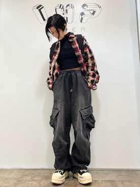「L.H.P（エルエイチピー）のアイテム（デニムパンツ）」を使った、Hikaru Shimizuさん（レディース・165cm）の冬コーディネート