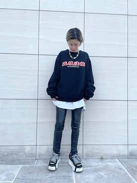 「BlackEyePatch（ブラックアイパッチ）のアイテム（スウェット）」を使った、Hikaru Shimizuさん（レディース・165cm）の秋コーディネート