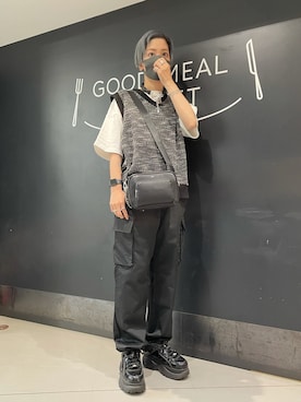 「WHITELAND（ホワイトランド）のアイテム（ショルダーバッグ）」を使った、Hikaru Shimizuさん（レディース・165cm）の夏コーディネート