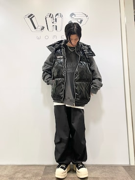 「DANKE SCHON（ダンケシェーン）のアイテム（スウェット）」を使った、Hikaru Shimizuさん（レディース・165cm）の冬コーディネート