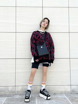 「KaneZ（ケインズ）のアイテム」を使った、Hikaru Shimizuさん（レディース・165cm）の秋コーディネート