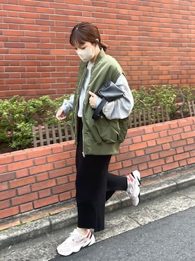 「DISCOAT（ディスコート）のアイテム（MA-1）」を使った、CHIHIROさん（レディース・160cm）の秋コーディネート