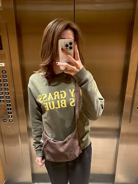 「アイテム（スラックス）」を使った、erikaさん（レディース・175cm・30代）の秋コーディネート