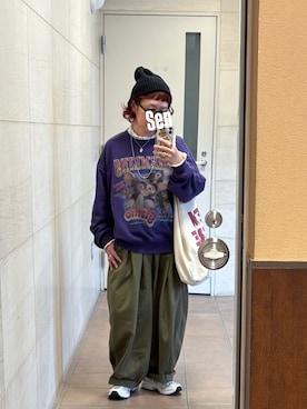 「SPINNS（スピンズ）のアイテム（スウェット、パープル系）」を使った、せんちゃんさん（レディース・150cm）の春コーディネート