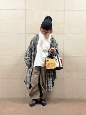 「シロトクロトのアイテム（シャツ/ブラウス、ホワイト系）」を使った、せんちゃんさん（レディース・150cm）の春コーディネート