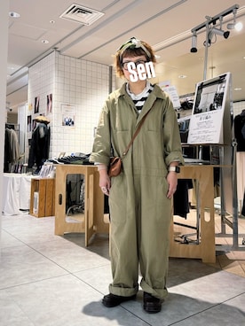 「Re.Vectorのアイテム（つなぎ/オールインワン、ベージュ系）」を使った、せんちゃんさん（レディース・150cm）の春コーディネート