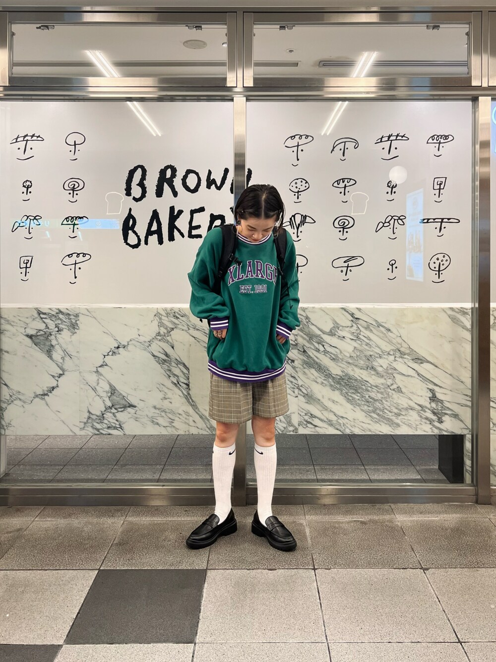 469【人気のLサイズ】エクストララージ　刺繍ロゴ　リブライン　スウェット XLARGE（エクストララージ）の「RIB LINE CREWNECK SWEAT