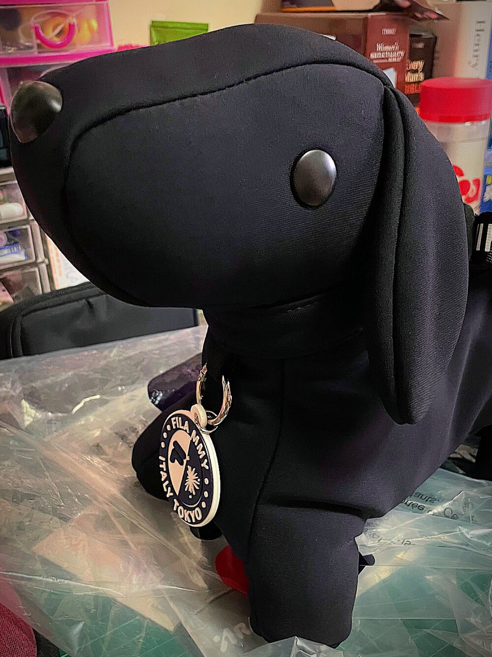 「FILA、Maison MIHARA YASUHIRO」｜「FILAのアイテム（メッセンジャーバッグ、ブラック系）」を使った、🇯🇵 瑛士 🇸🇬さん（メンズ・170cm）の秋コーディネートの1枚目の写真