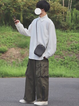 「YOUNG&OLSEN The DRYGOODS STORE（ヤングアンドオルセン）のアイテム（スニーカー）」を使った、DAISUKE.さん（メンズ・177cm）の秋コーディネート