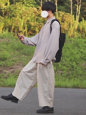 「INTER FACTORY（インターファクトリー）のファッションインフルエンサー DAISUKE - ダブルベルトメッシュレザーリュック　made in INTER FACTORY（バックパック/リュック）」を使った、DAISUKE.さん（メンズ・177cm）の秋コーディネート