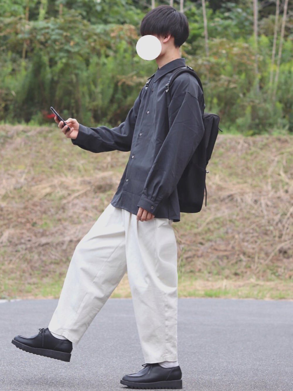 「クレイル、CLEL」｜「CLELの【CLEL】Balloon Sleeve Loose Regular Collor Shirt / バルーン袖ルーズレギュラーカラーシャツ（シャツ/ブラウス、グレー系）」を使った、DAISUKE.さん（メンズ・177cm）の秋コーディネートの1枚目の写真