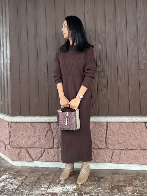 【最終値下げ】アーバンリサーチ かぐれ クルーネックウールボックスワンピース 黒 かぐれ（カグレ）の「クルーネックウールボックスワンピース