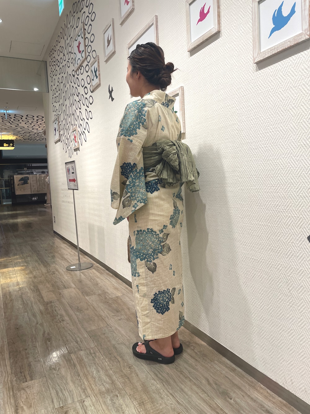 「夏祭り、浴衣、oofos」｜「utataneの高級変わり織り浴衣3点セット リネン麻混・水色のあじさい（浴衣、ベージュ系）」を使った、ｺﾈﾘさん（レディース・160cm）の秋コーディネートの1枚目の写真