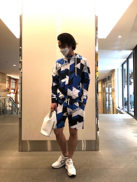 「1piu1uguale3 RELAX（ウノピュウノウグァーレトレリラックス）のアイテム（パンツ）」を使った、motohisaさん（メンズ・176cm）の春コーディネート
