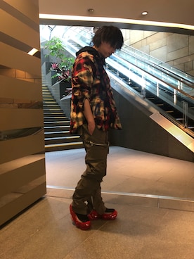 「ROYAL FLASH（ロイヤルフラッシュ）のアイテム（シューズ）」を使った、motohisaさん（メンズ・176cm）の春コーディネート