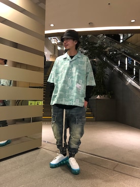 「ROYAL FLASH（ロイヤルフラッシュ）のアイテム（シューズ）」を使った、motohisaさん（メンズ・176cm）の冬コーディネート