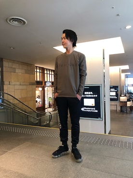 「ROYAL FLASH（ロイヤルフラッシュ）のアイテム（スニーカー）」を使った、motohisaさん（メンズ・176cm）の夏コーディネート