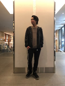 「ROYAL FLASH（ロイヤルフラッシュ）のアイテム（スニーカー）」を使った、motohisaさん（メンズ・176cm）の夏コーディネート