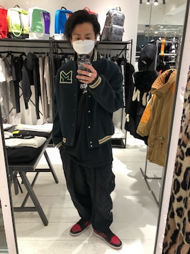 「MAISON KITSUNE」｜「アイテム（ブルゾン）」を使った、motohisaさん（メンズ・176cm）の秋コーディネート