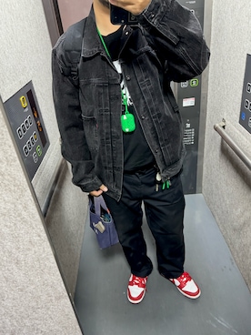 「Supreme （シュプリーム）のアイテム（パンツ）」を使った、ゆーいさん（メンズ・173cm）の冬コーディネート