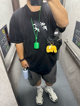 「geeks ruleのアイテム（Tシャツ/カットソー、ブラック系）」を使った、ゆーいさん（メンズ・173cm）の夏コーディネート