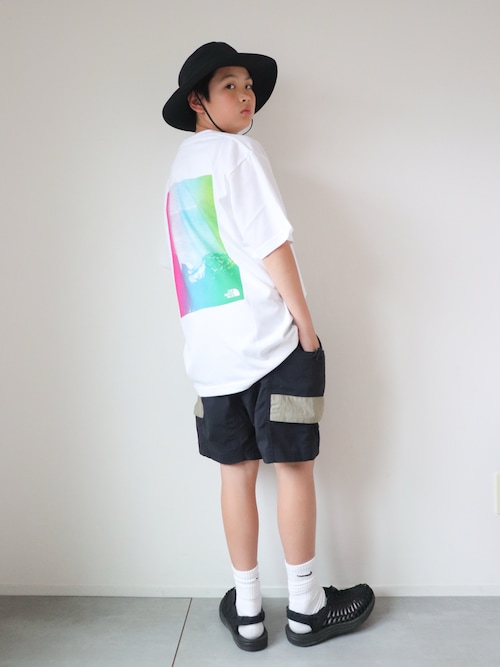 「THE NORTH FACE(ザノースフェイス)の<THE NORTH FACE>ショートスリーブ テクニカル アウトドア Tシャツ(Tシャツ/カットソー)」を使った、KISA / SANAさん(キッズ・154cm)の夏コーディネート