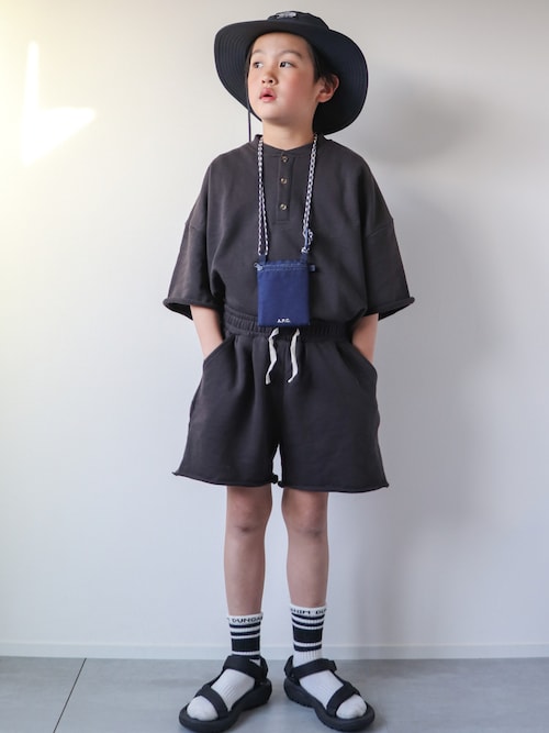 KISA / SANAさんのコーディネート