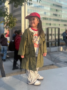 「アイテム（ノーカラージャケット）」を使った、KISA / SANAさん（キッズ・90cm）の春コーディネート