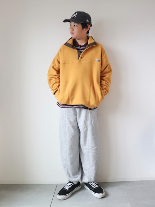 「FREAK'S STORE(フリークスストア)のリラックスフィット ワンポイントロゴ ハーフスナップ フリースプルオーバー(その他アウター)」を使った、KISA / SANAさん(キッズ・100cm)の秋コーディネート