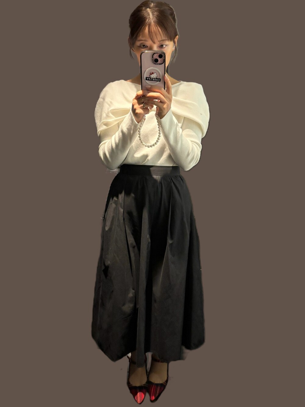 「GUのアイテム（スカート、ブラック系）」を使った、mariさん（レディース・158cm）の秋コーディネートの1枚目の写真