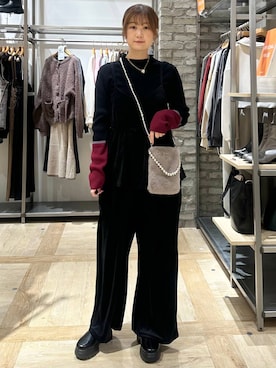 「アイテム（サロペット/オーバーオール）」を使った、しおりんさん（レディース・165cm）の冬コーディネート