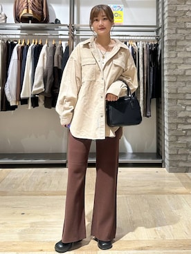 「LEPSIM（レプシィム）のアウトリンキングシアープルオーバー　582453（Tシャツ/カットソー）」を使った、しおりんさん（レディース・165cm）の秋コーディネート