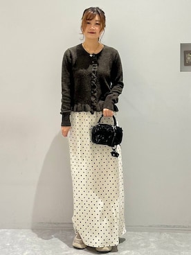 「アイテム（スカート）」を使った、しおりんさん（レディース・165cm・30代）の秋コーディネート