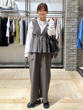 「LEPSIM（レプシィム）のフェイクレザースクエアショルダー　573177（ショルダーバッグ、ブラック系）」を使った、しおりんさん（レディース・165cm）の春コーディネート