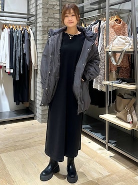 「アイテム（その他アウター、グレー系）」を使った、しおりんさん（レディース・165cm）の冬コーディネート