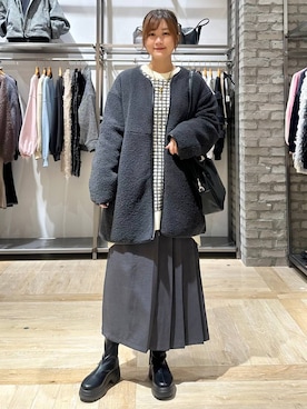 「アイテム（その他アウター）」を使った、しおりんさん（レディース・165cm・30代）の秋コーディネート