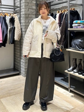 「アイテム（ブルゾン）」を使った、しおりんさん（レディース・165cm・30代）の秋コーディネート