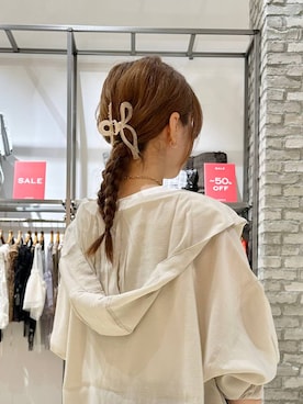 「アイテム（バレッタ/ヘアクリップ）」を使った、★しおりんさん（レディース・165cm・30代）の夏コーディネート