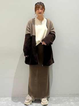 「アイテム（ボストンバッグ）」を使った、しおりんさん（レディース・165cm・30代）の秋コーディネート