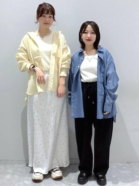 「LOWRYS FARM（ローリーズファーム）のストレッチサテンスカート　 290120（スカート、ホワイト系）」を使った、しおりんさん（レディース・165cm）の春コーディネート