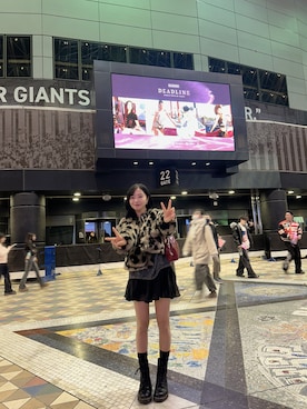 「Mila Owen（ミラオーウェン）のクロップドファージャケット（その他アウター、その他）」を使った、村瀬紗英さん（レディース・159cm）の春コーディネート