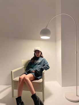 「ANDGEEBEE（アンジービー）のアイテム（キャップ）」を使った、村瀬紗英さん（レディース・159cm）の冬コーディネート