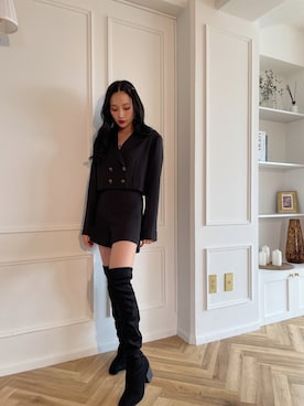 「ANDGEEBEE（アンジービー）のアイテム（パンツ）」を使った、村瀬紗英さん（レディース・159cm）の秋コーディネート