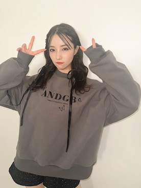 「ANDGEEBEE（アンジービー）のアイテム（スウェット）」を使った、村瀬紗英さん（レディース・159cm）の冬コーディネート