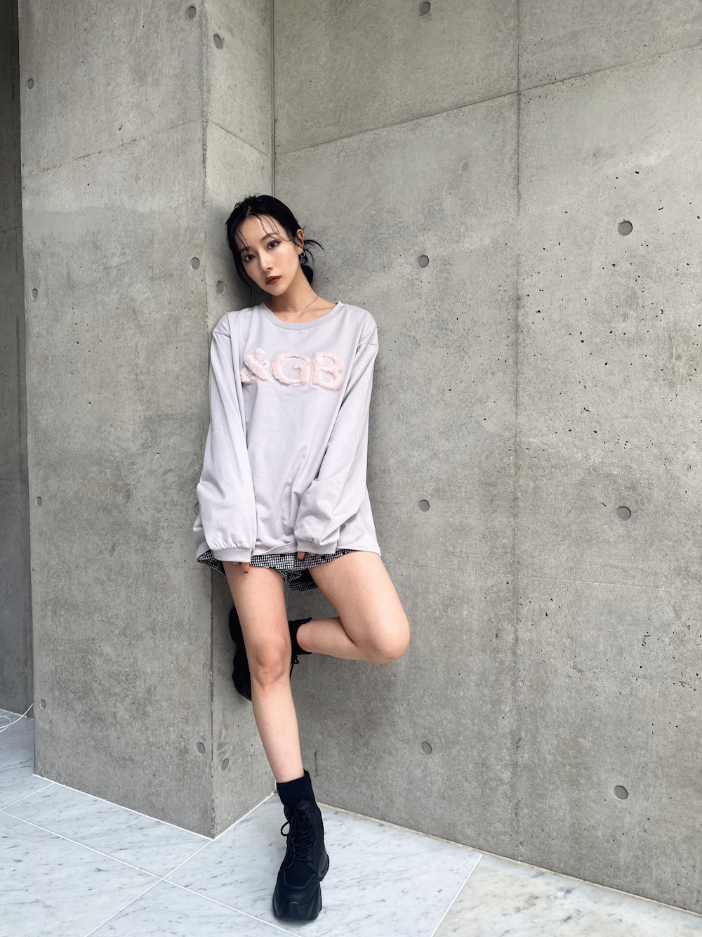 UNISEX ロゴファーロンT – BUNNY APARTMENT